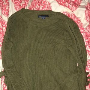 green american eagle sweater xs